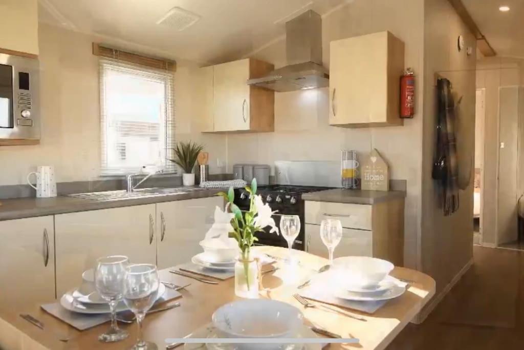 Willa Perfect Family Getaway, With Lots Of Facilities! Scratby Zewnętrze zdjęcie